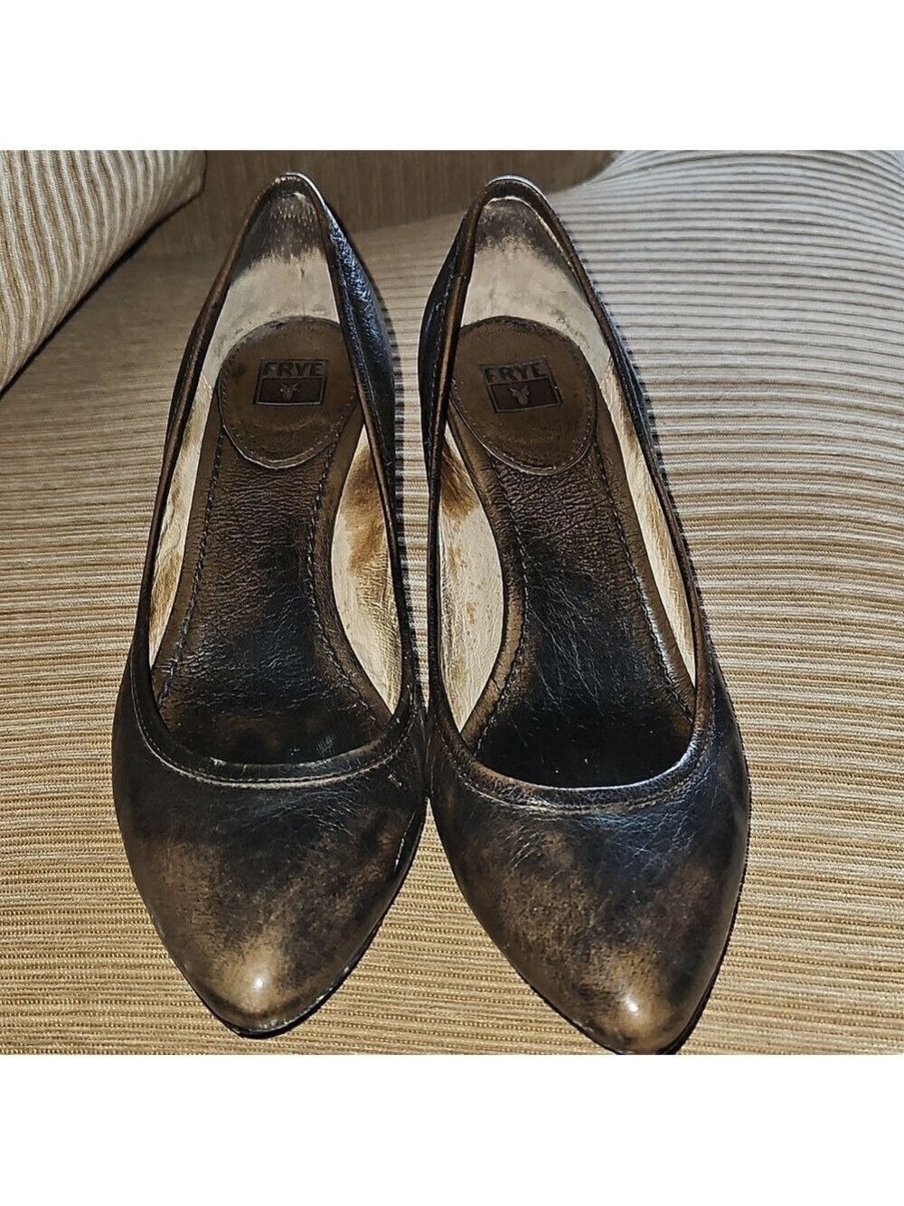 FRYE Regina Pumps Size 10 Distressed Brown